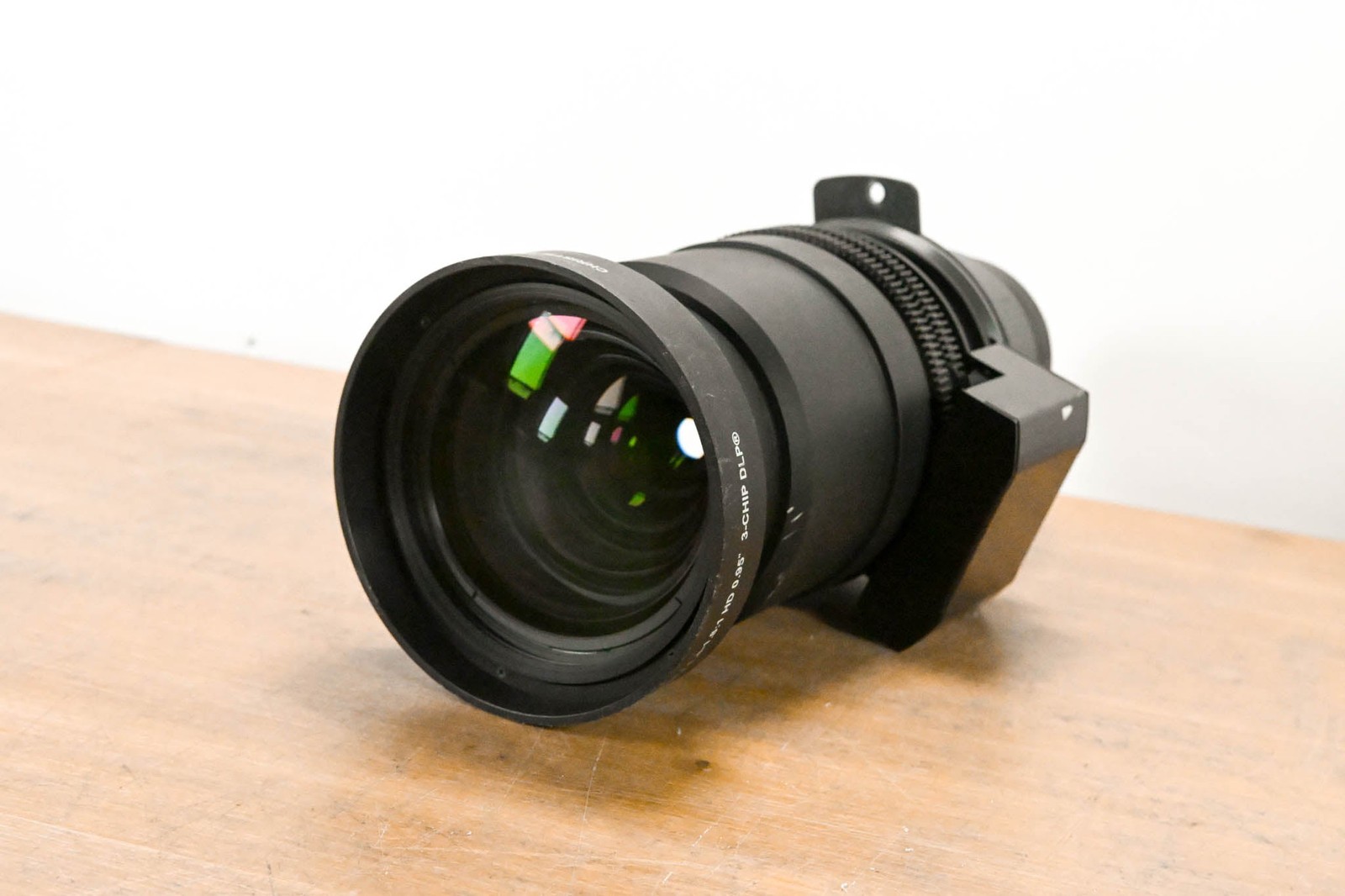 Christie ILS LENS 1.5-2.0:1 SX+ / 1.4-1.8:1 HD 0.95" 3-Chip DLP Lens CG011L4