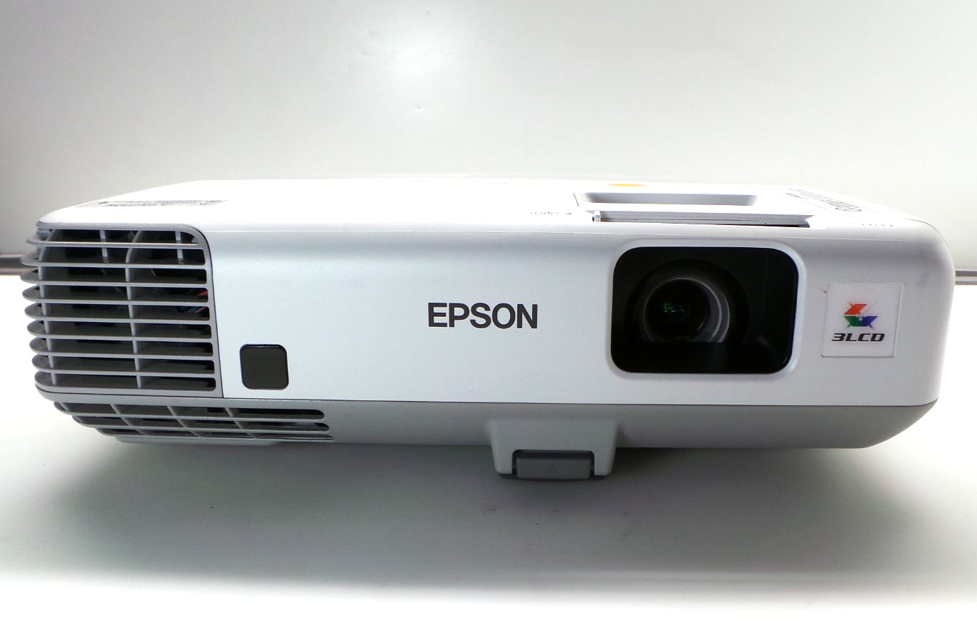 Epson PowerLite 93+ 3LCD Projector H382F - Tested- Power Cord only