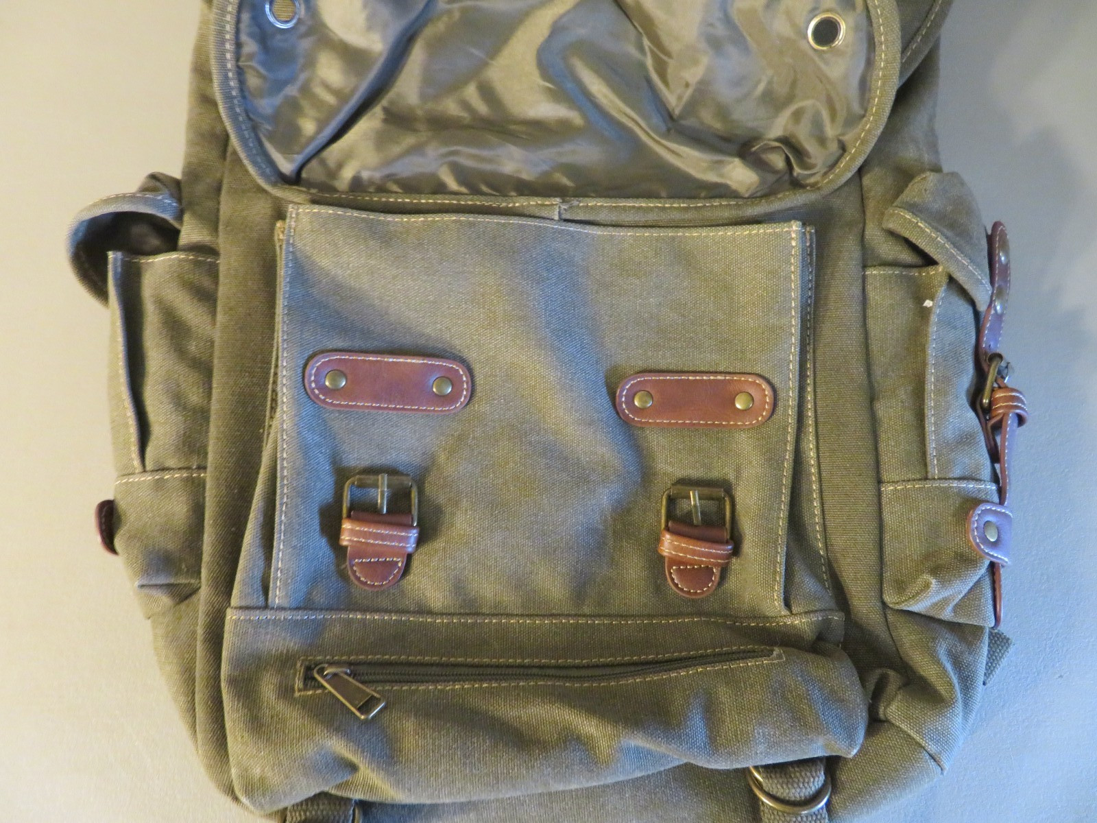 NWT Rainforest Cafe WWII Backpack #B704 Bag Olive Hiking Rucksack