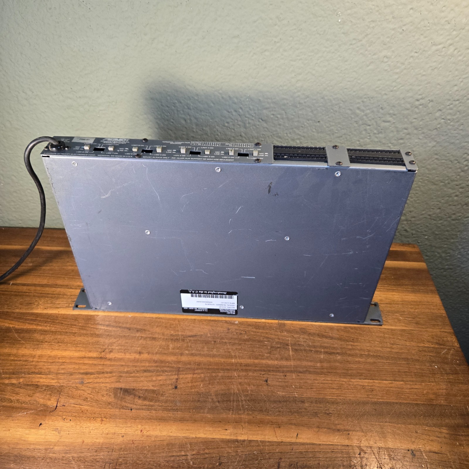 Peavey A/A - 8P ~ Eight Channel Preamp Architectural Acoustics