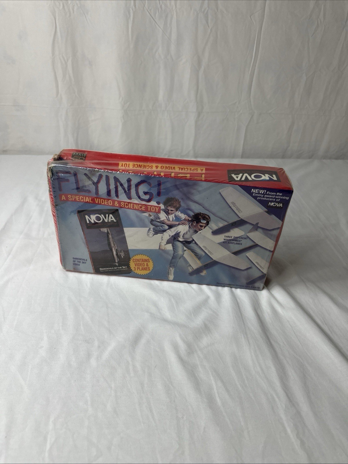Flying! A Special Video & Flying Toy By Nova (Note In Details)
