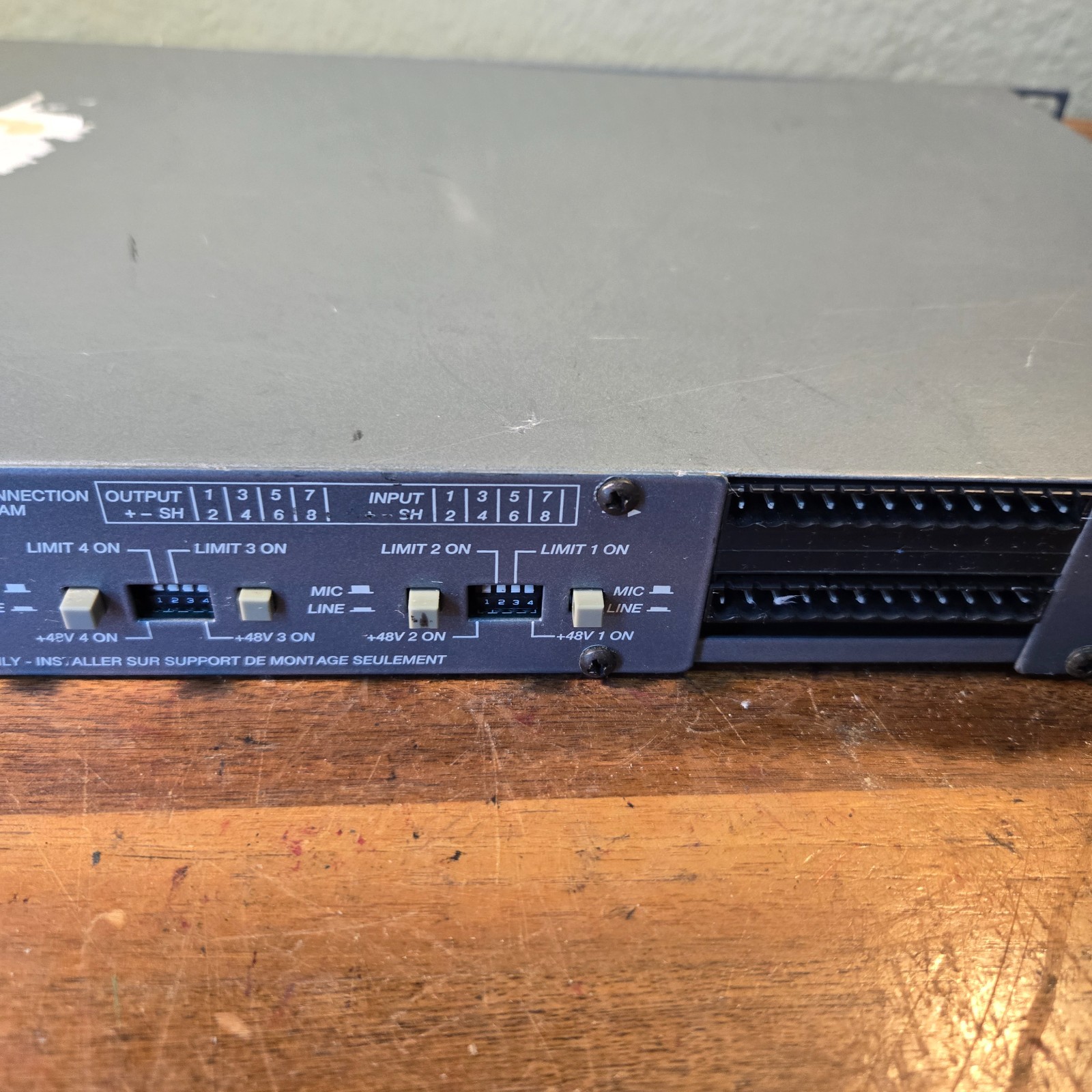 Peavey A/A - 8P ~ Eight Channel Preamp Architectural Acoustics