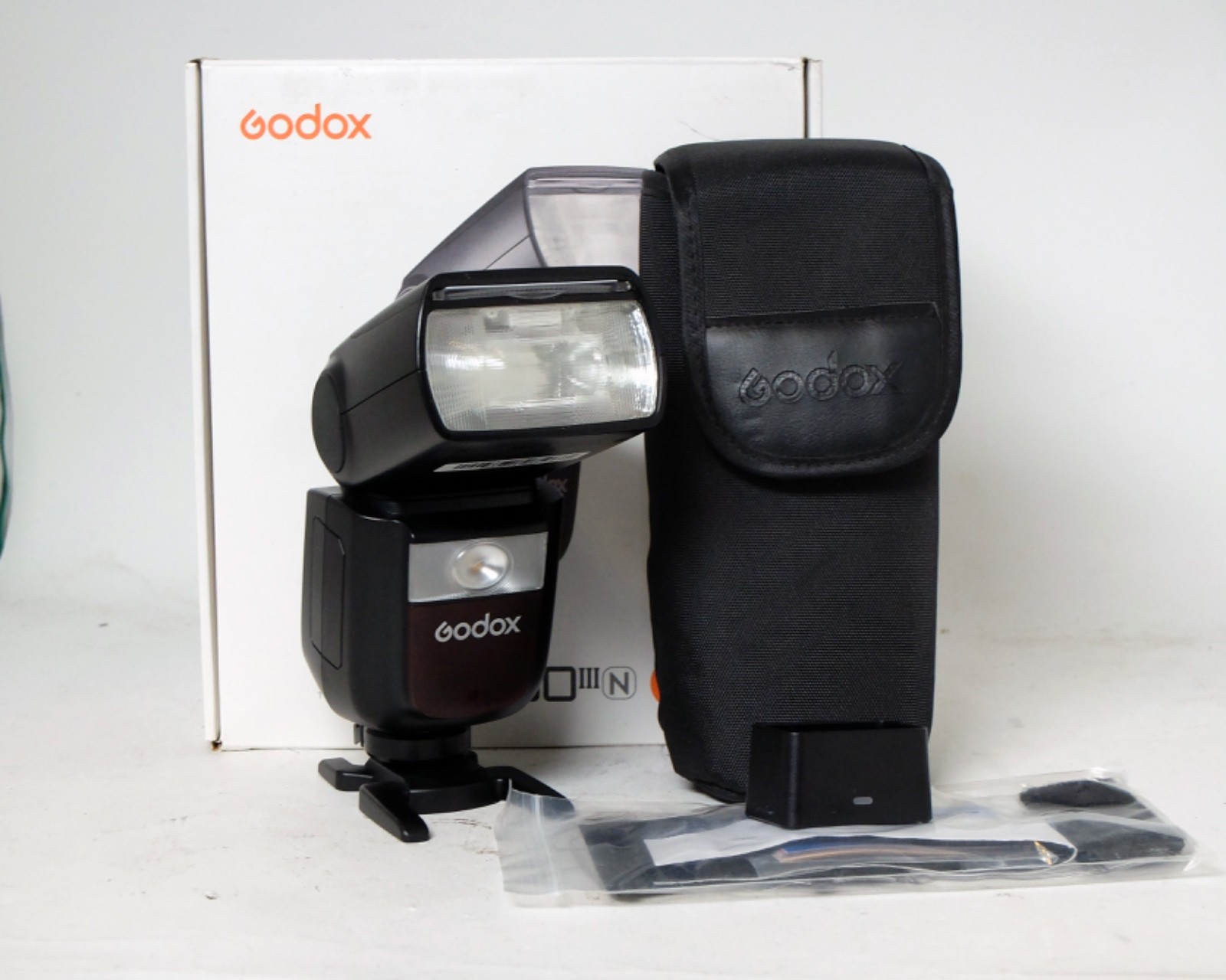 Godox V860 III N Nikon Electronic Flash DSLR LN Missing Charger