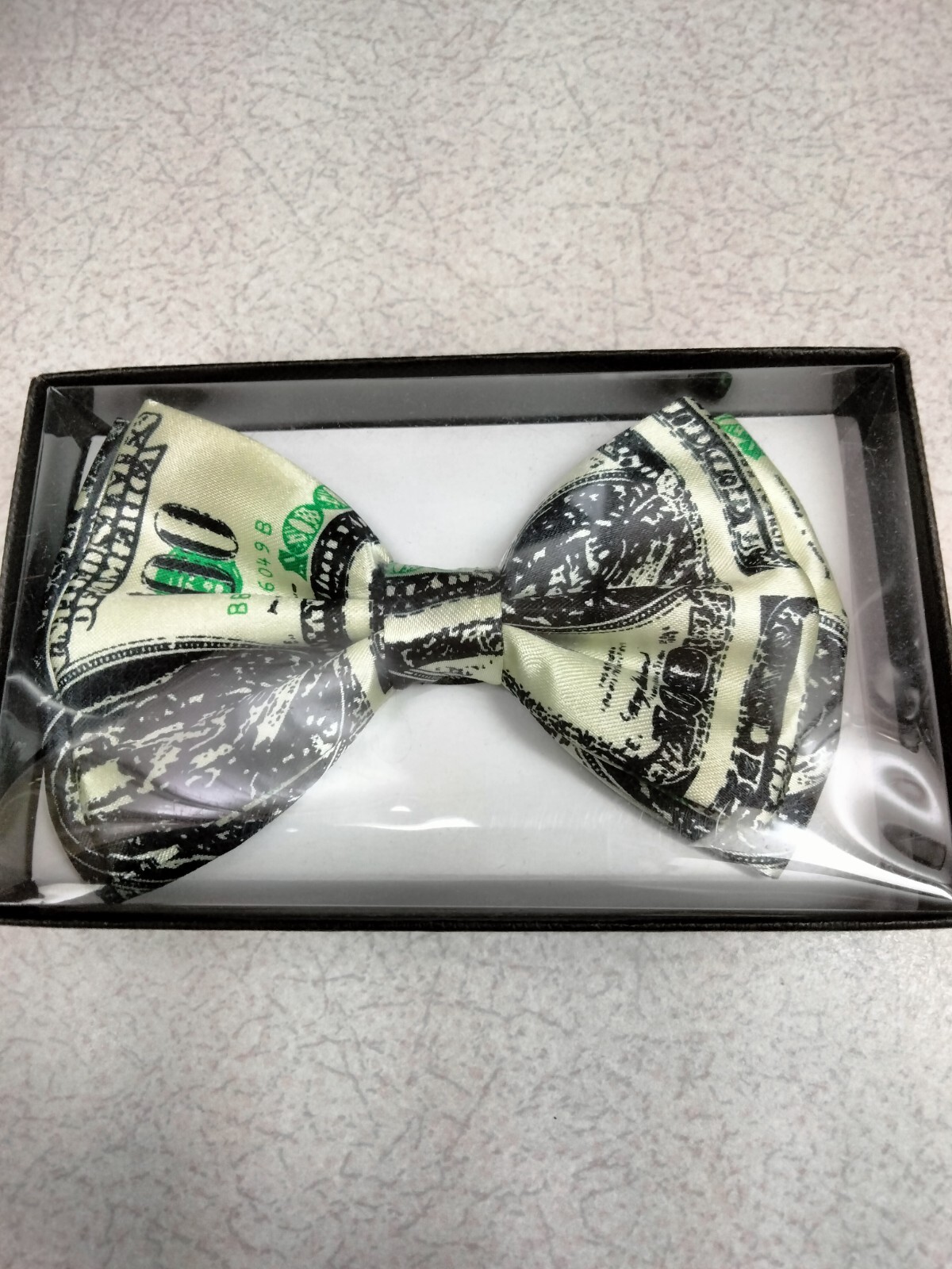 Novelty 100.00 bill money theme, Men's bow tie