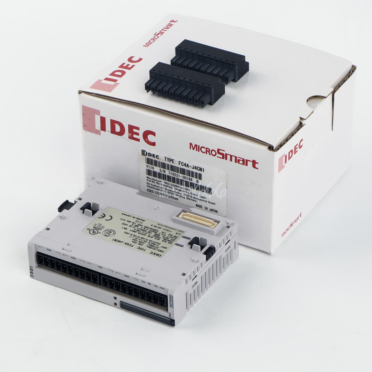 1PC New IDEC Input Module FC4A-J4CN1