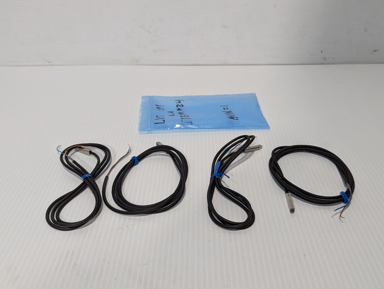 SMC ZC330A Proximity Sensor Switch+Returns