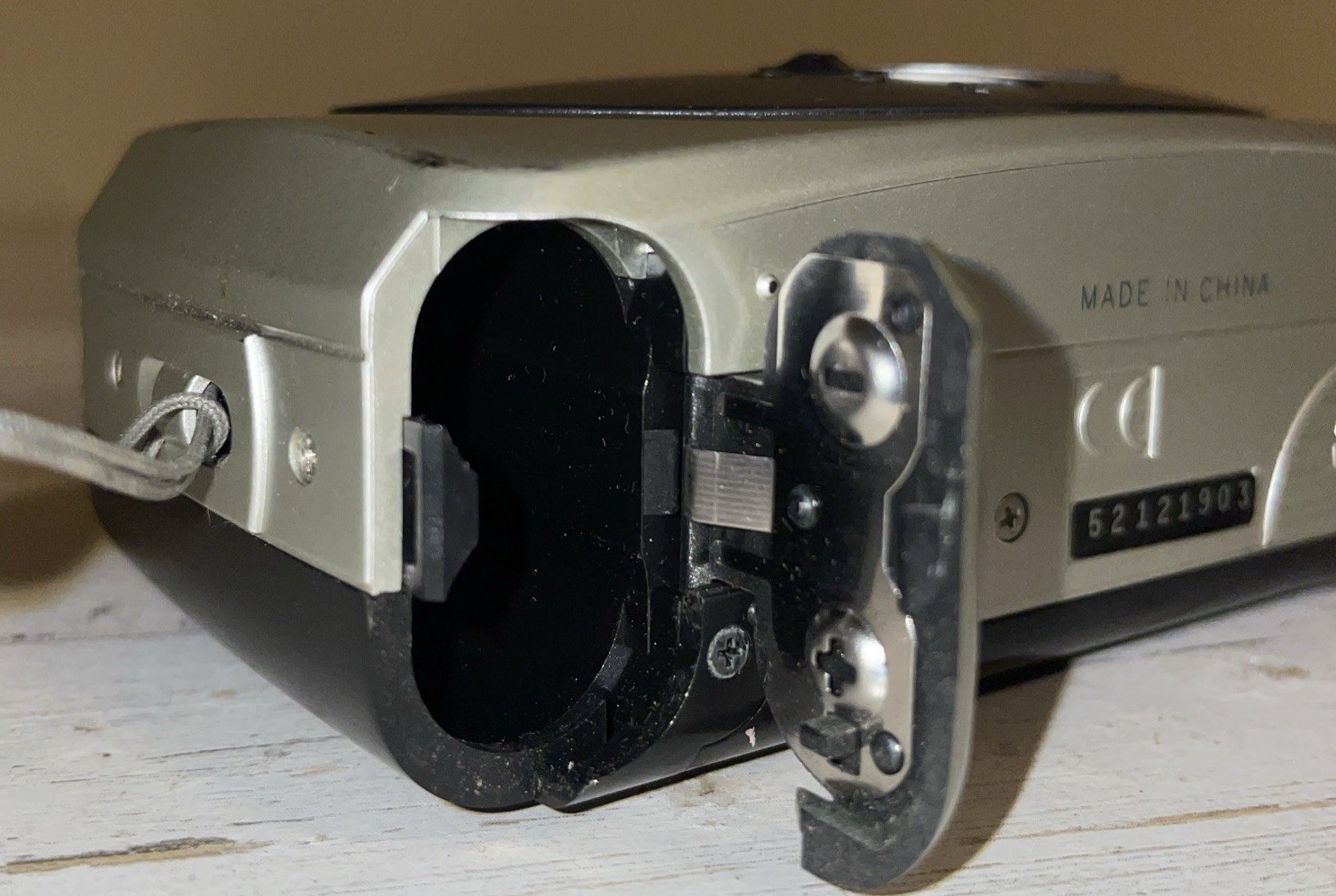 Samsung Maxima 30Ti AF Point And Shoot Camera W/ Reebok Camera Case - Tested