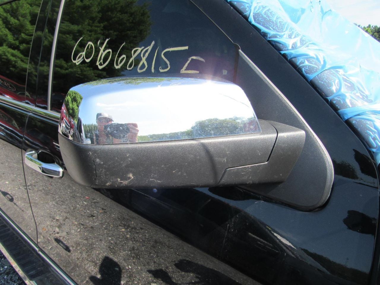 SIERDEN15 2016 Glove Box 1065250