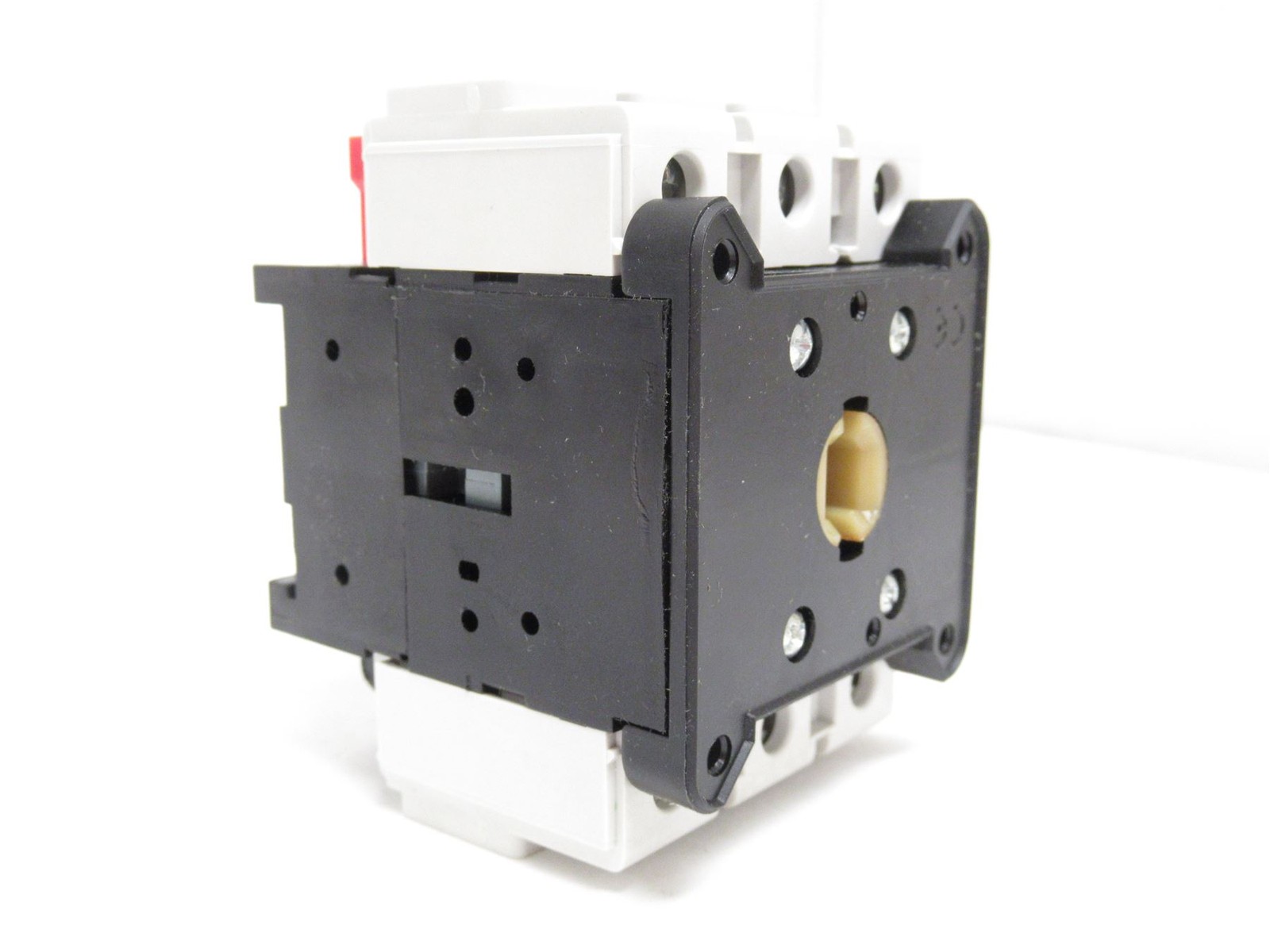 226400 New-No Box; Eaton V4 Non-Fusible Load Break Switch; 63A;140HP; 240VAC