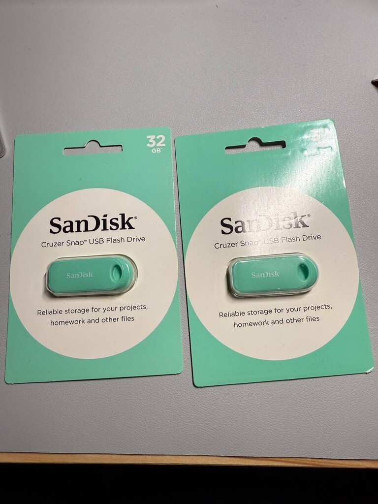 2 - SanDisk 32gb Cruzer Snap USB 2.0 Flash Drive