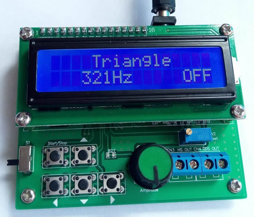 8 MHZ AVR DDS function signal generator Pulse Sine /Triangle/square wave noise