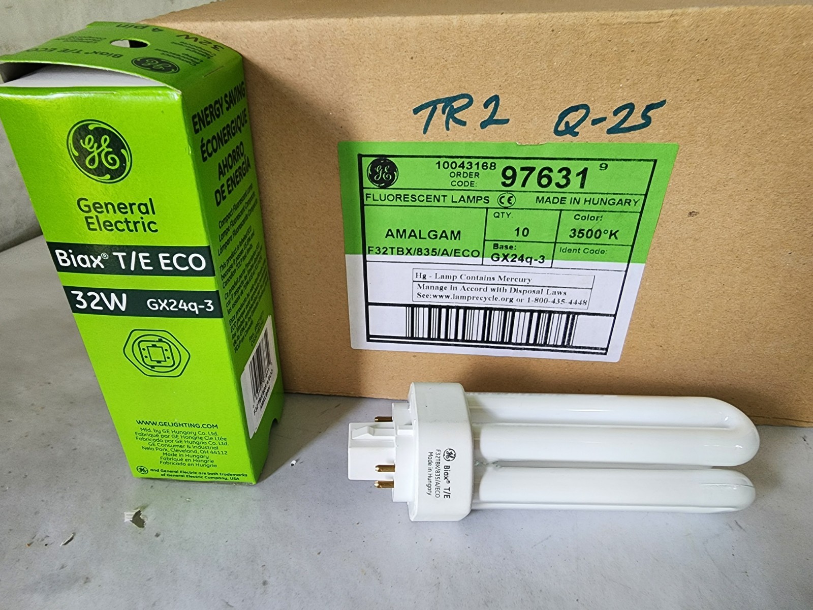 Case of 10- GE 97631, F32TBX/835/A/ECO Amalgam Fluorescent Bulbs