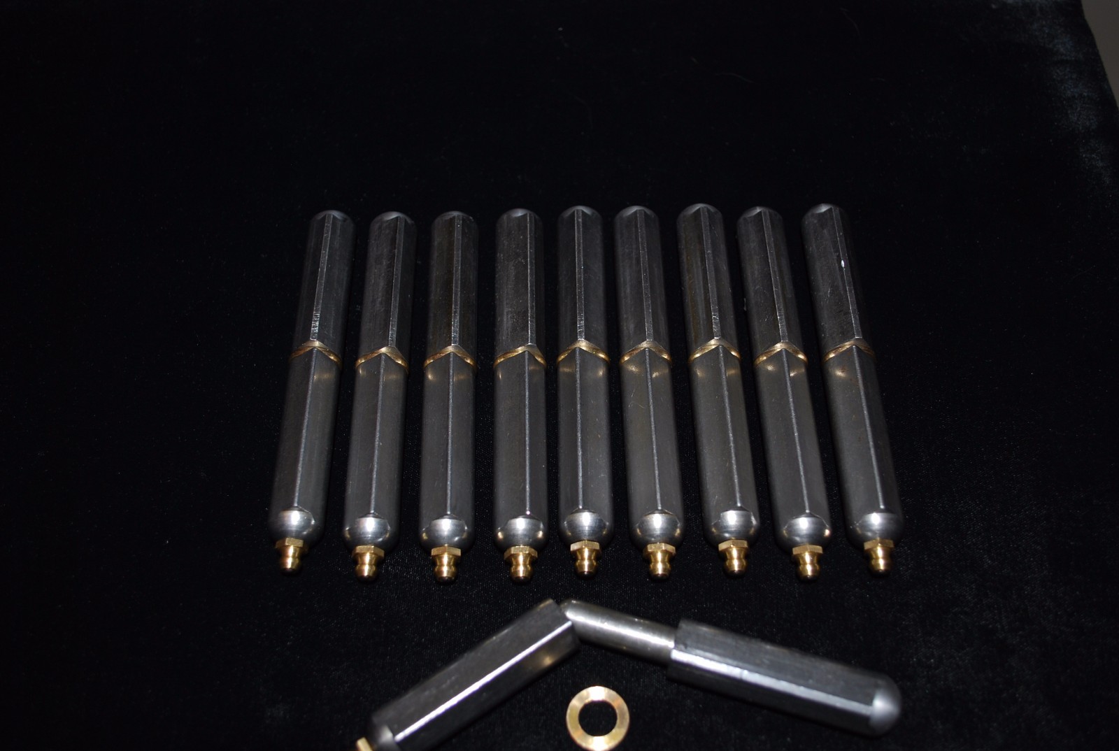 TEN  4-3/4" Weld-on Steel Bullet Hinges w/ Brass Bushing/Grease Zerk