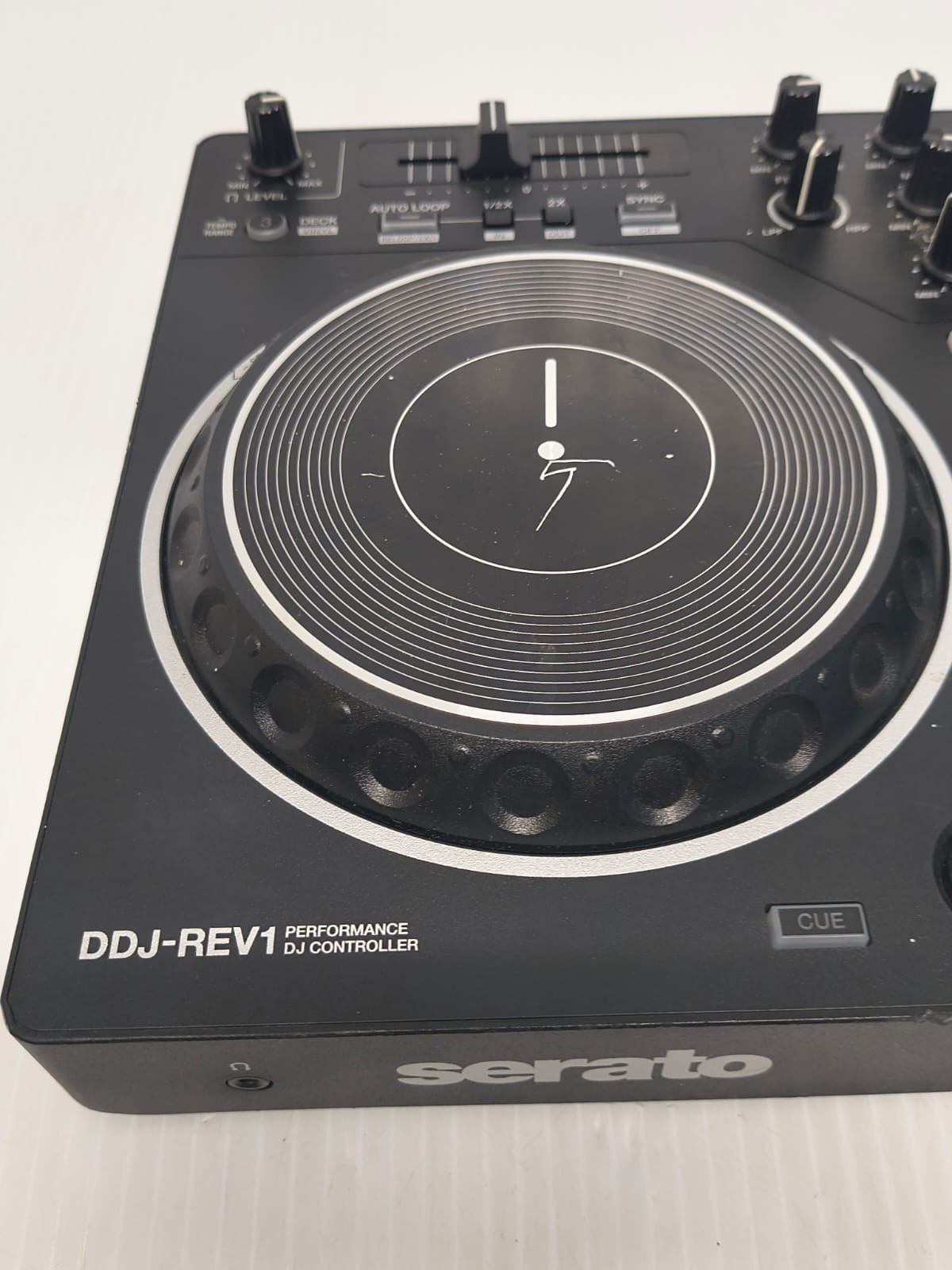 Pioneer DJ 2-Channel DJ Controller DDJ-REV1 Serato Performance DJ Controller