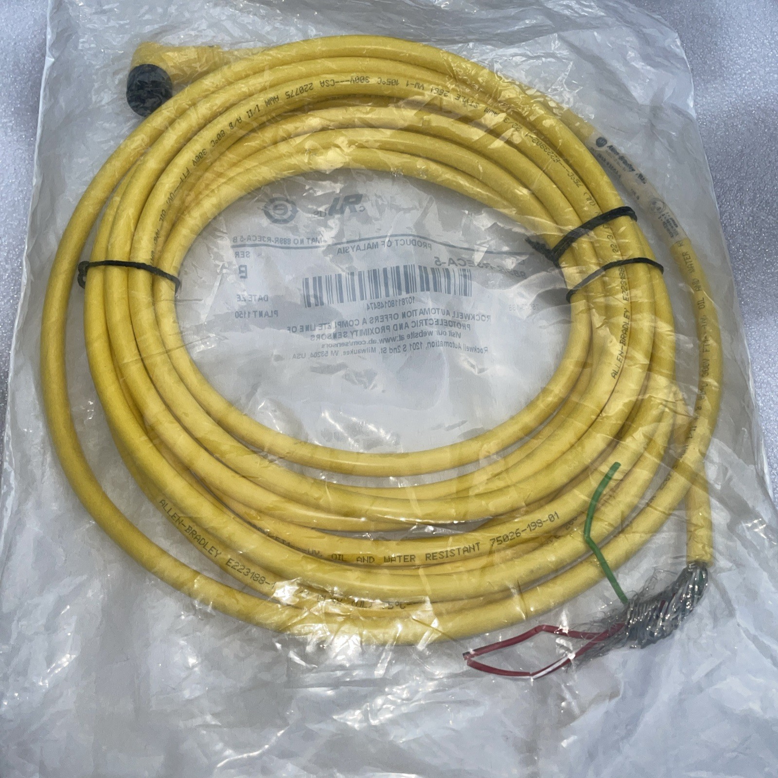 NEW Allen Bradley 889R-R3ECA-5 /B QD Cordset Cable 3-PIN AC Micro Right Angle 5M