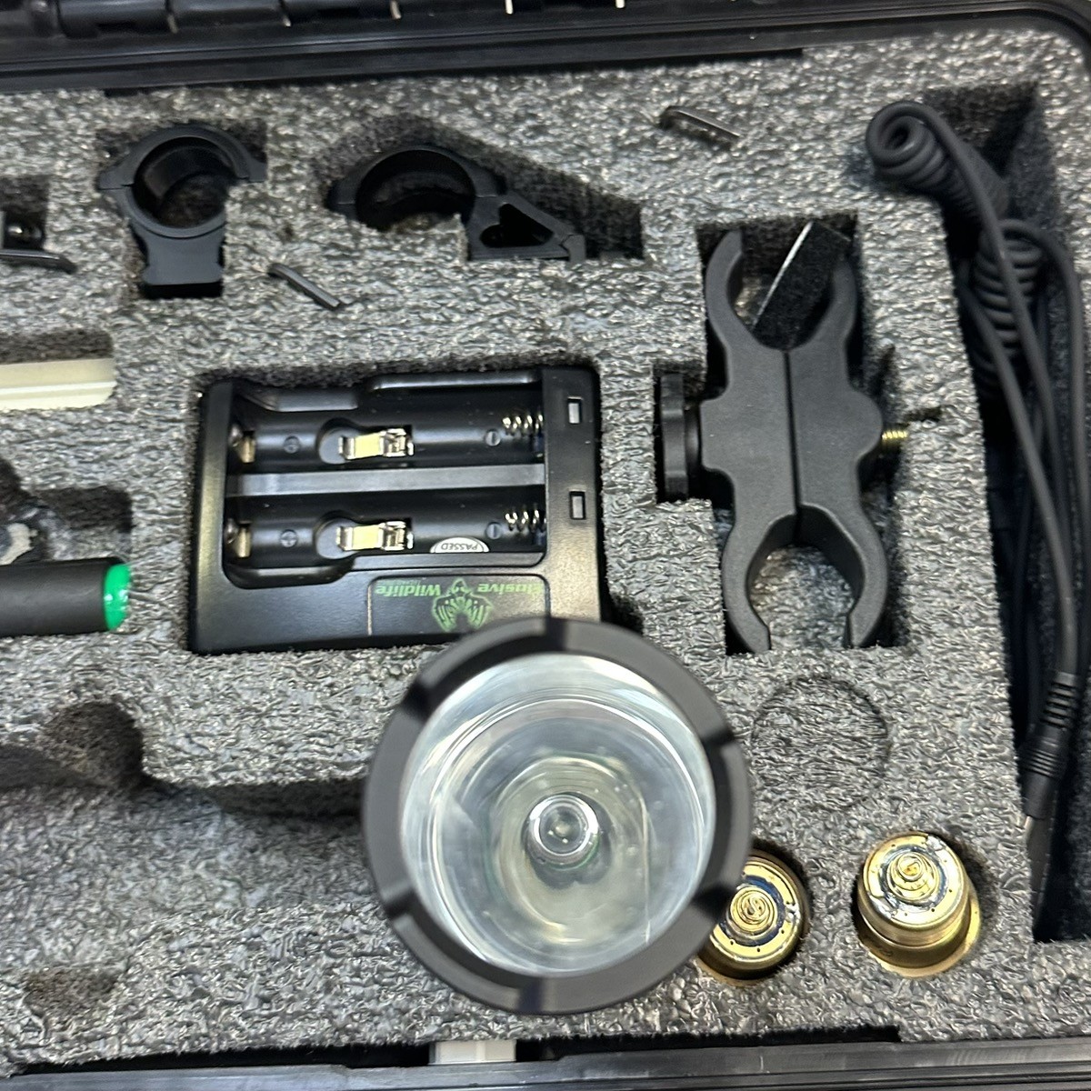Kill Light XLR 250 Hunting Package wth case (PAP008298)