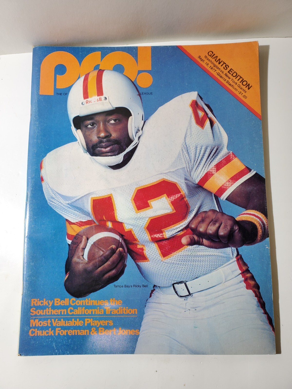 Pro! NFL Football Magazine September 18, 1977 Giants Vs. Redskins Ricky Bell