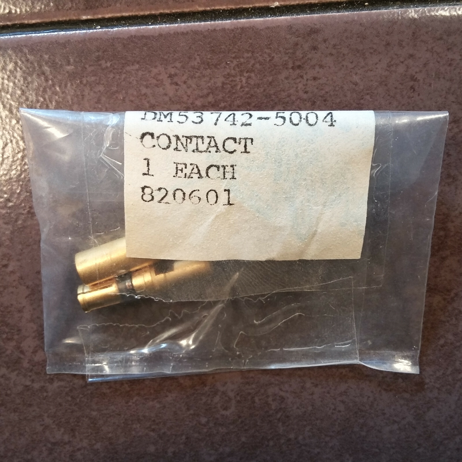 TRW Cinch DM53742-5004 Connector