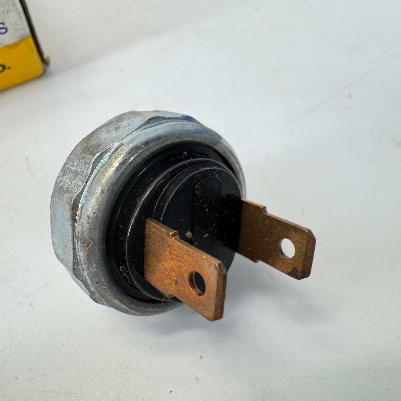Cole Hersee Pressure Switch 9253 NOS