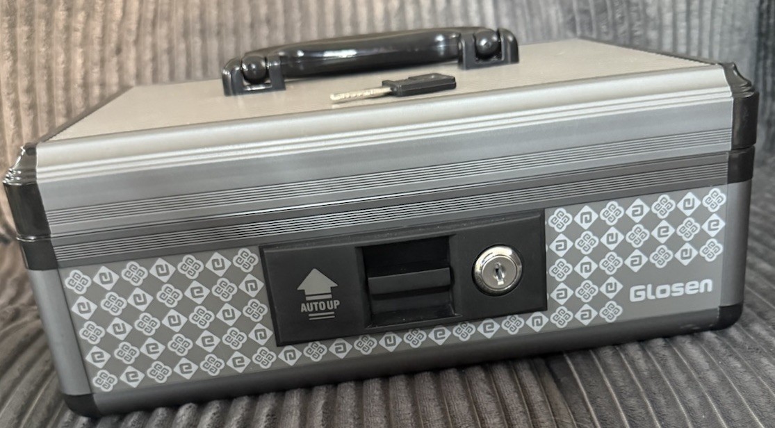 NEW Glosen Locking Aluminum Cash Box with 2 Keys – Silver Security Lock Box