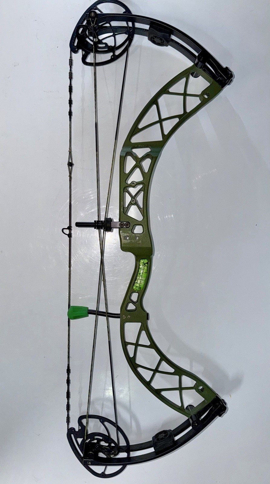 Xpedition Mako X compound bow