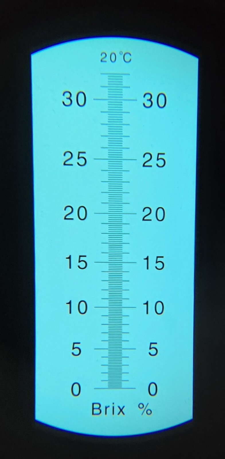 BrixTek Brix 0-32% Hand-Held Refractometer With Case