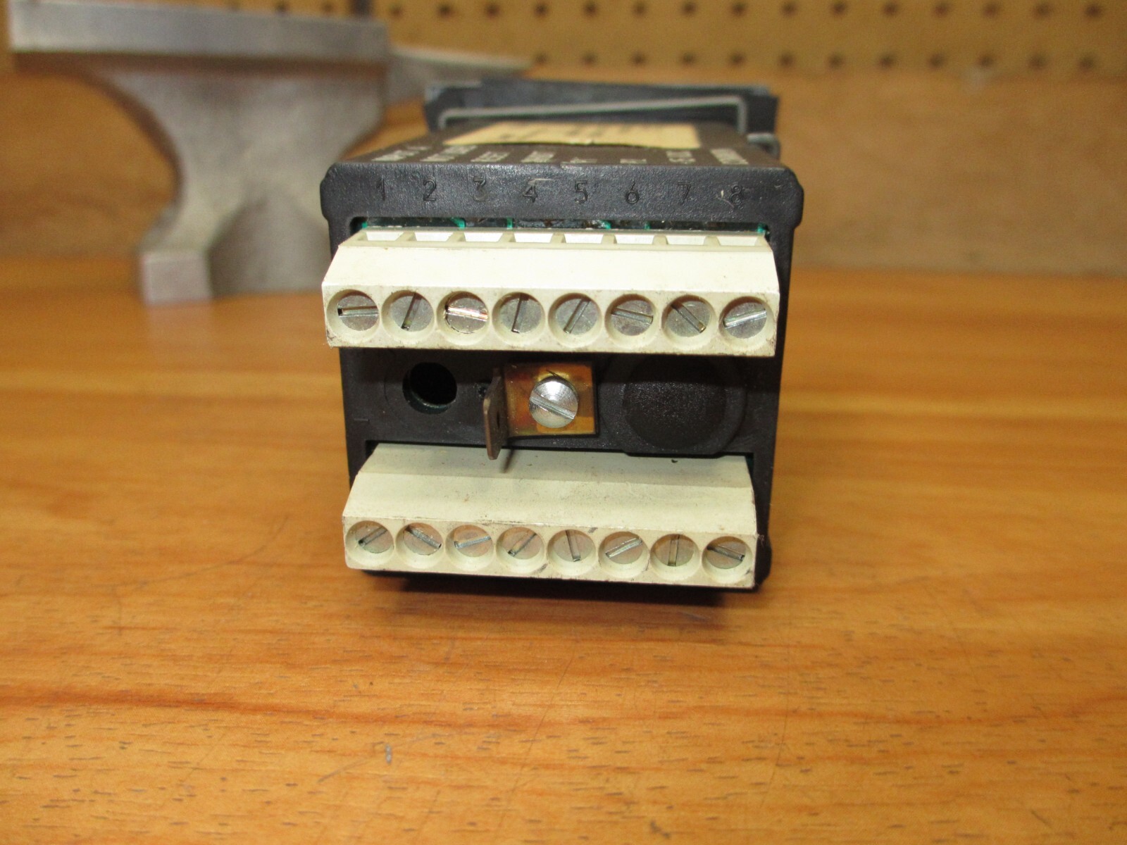 Durant 45660-400 *USED POWERS UP* Timer Counter