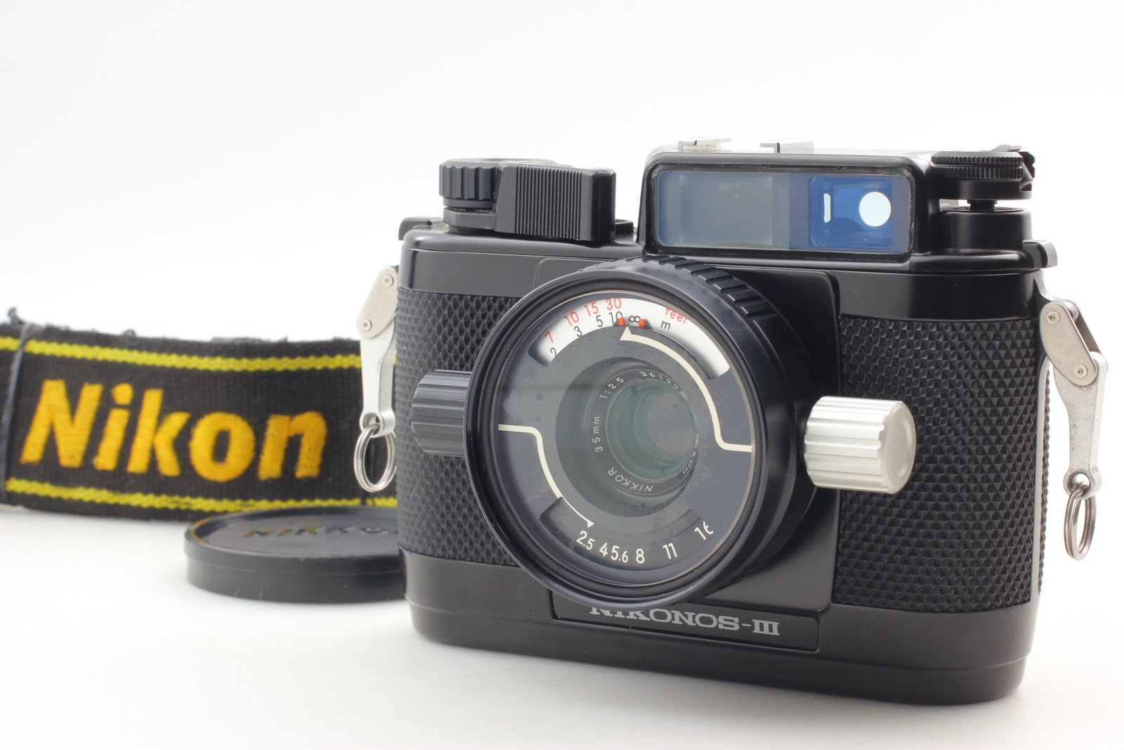 [ NEAR MINT ] Nikon Nikonos iii 35mm Film Camera UW 35mm F/2.5 Lens From JAPAN