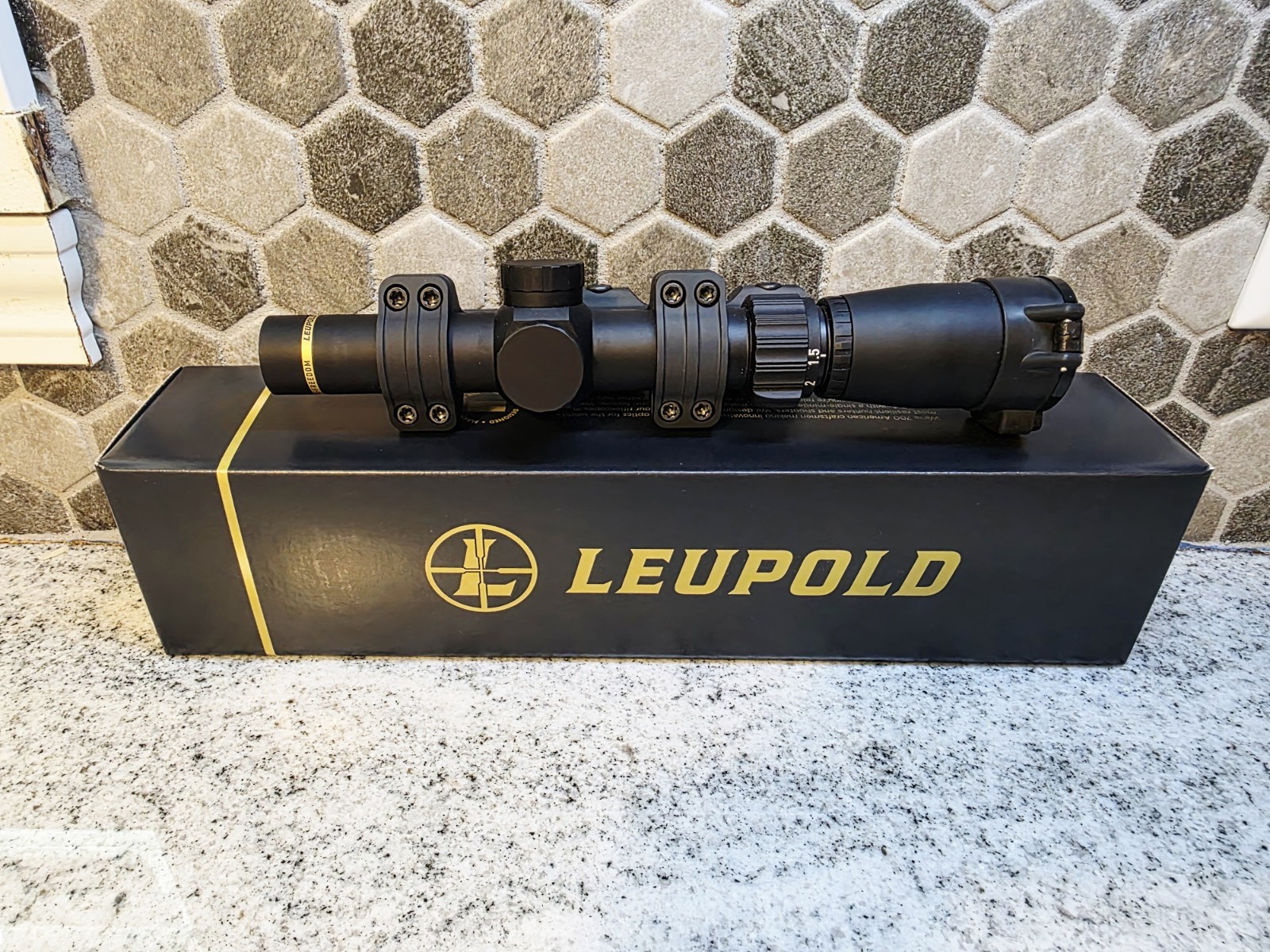 Leupold VX-Freedom 1.5-4x20 Rifle Scope/LVPO