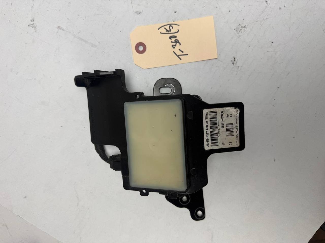 2015 2016 2017 OEM Hyundai Sonata Blind Spot Radar Sensor Left | LH