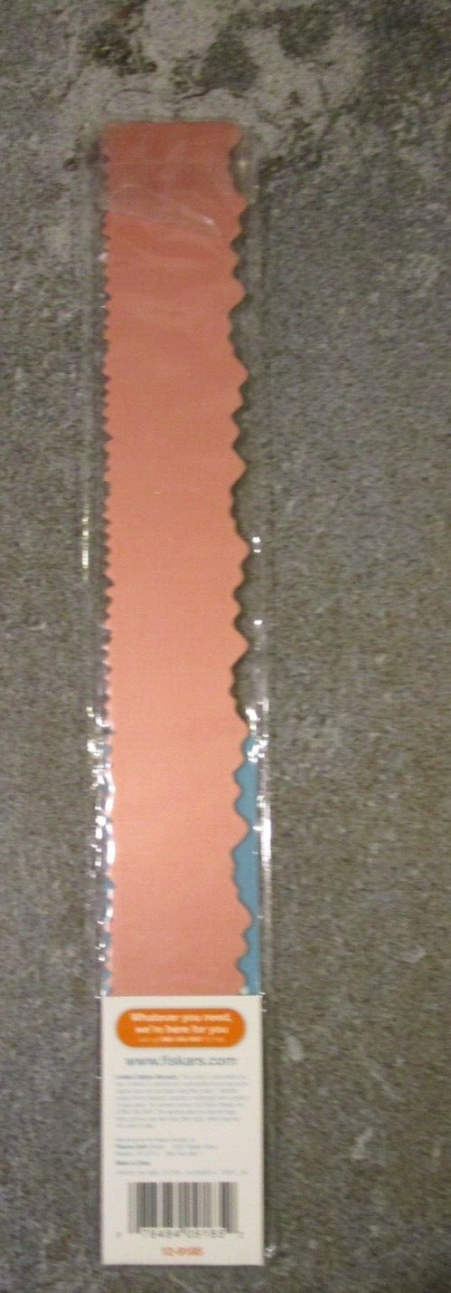 FISKARS Deckle Tear Edger Tool -for creating natural torn edges - NEW in package