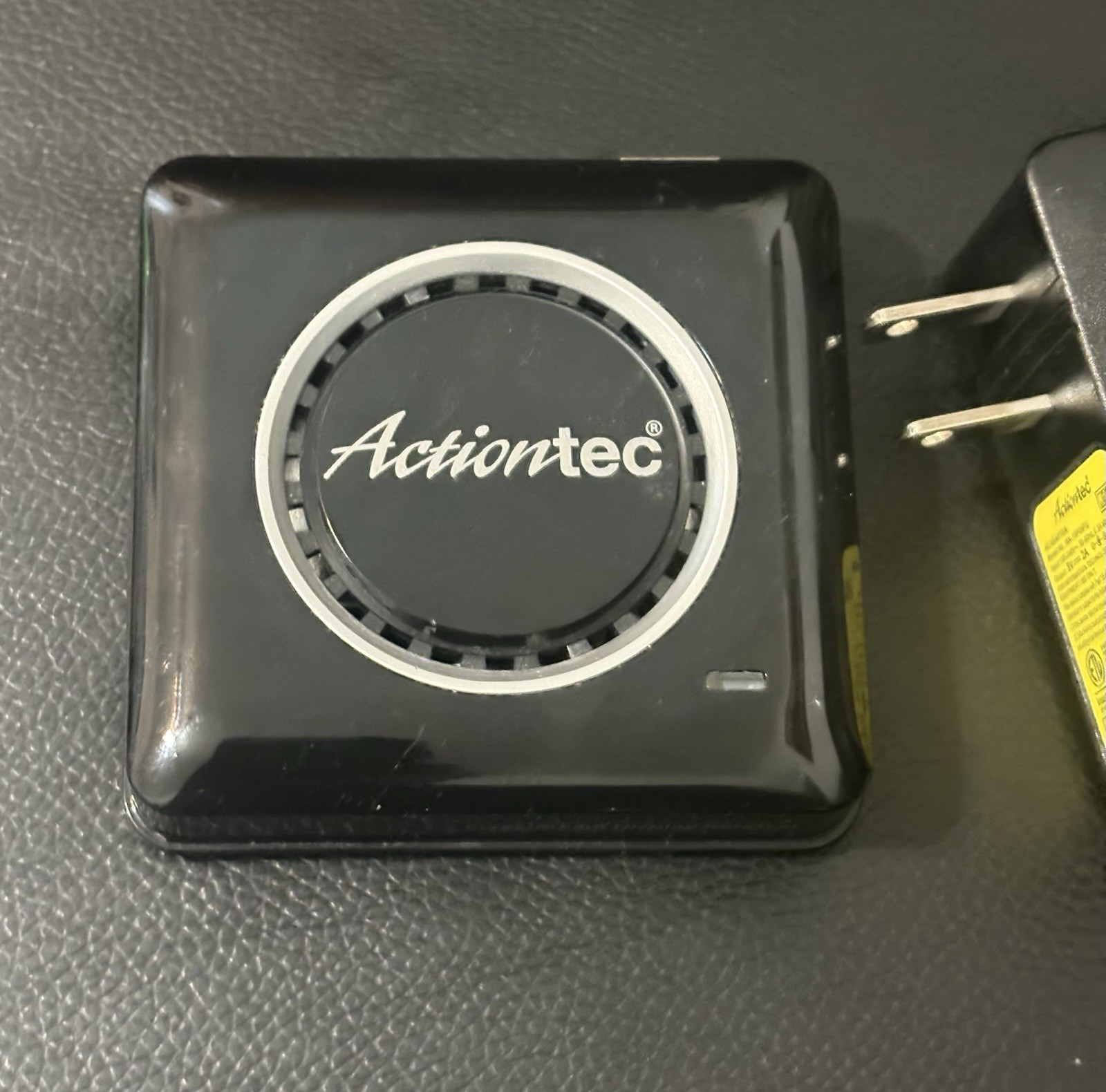 ACTIONTEC SBWD100B SCREENBEAM WIRELESS DISPLAY RECEIVER