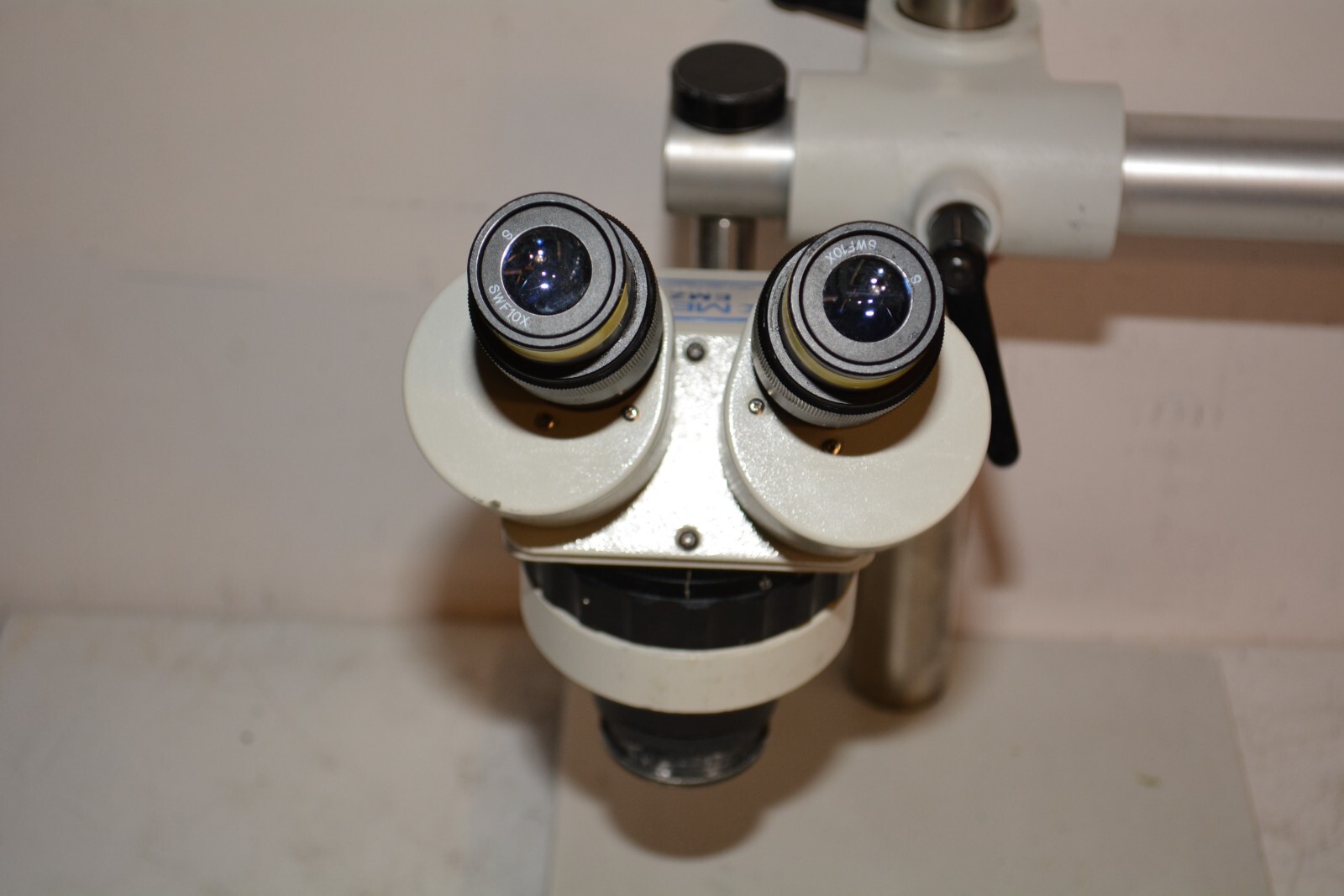 Meiji EMZ Stereozoom Microscope W/ Boom stand #W4999