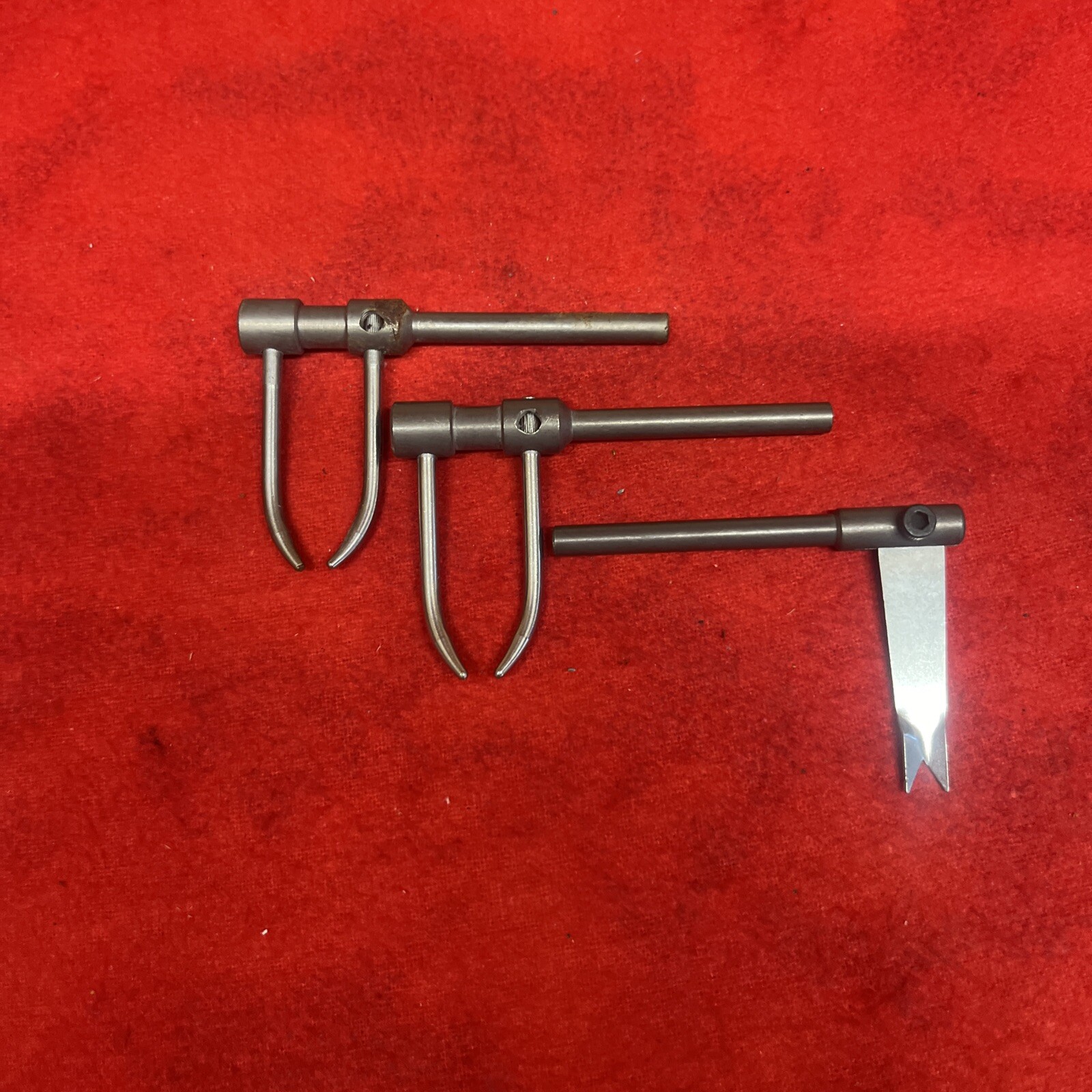 LOT OF 3 BODOODLE ARROW REST ATTACHMENTS (k6)