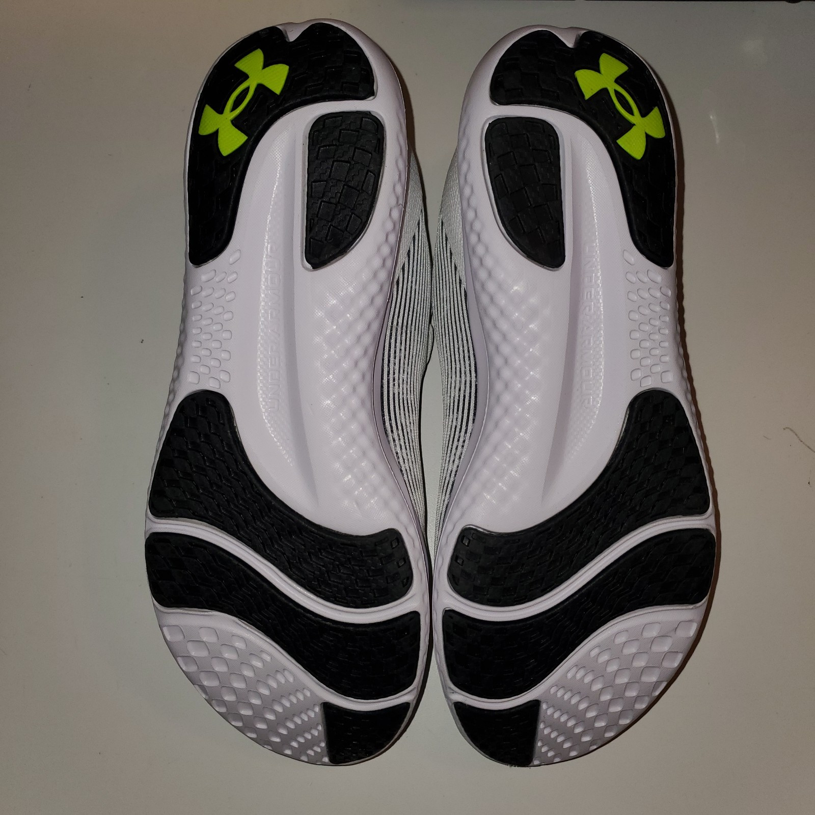 Under Armour Charged Speed Swift 3026999-100 Comfort Men’s Various Sizes