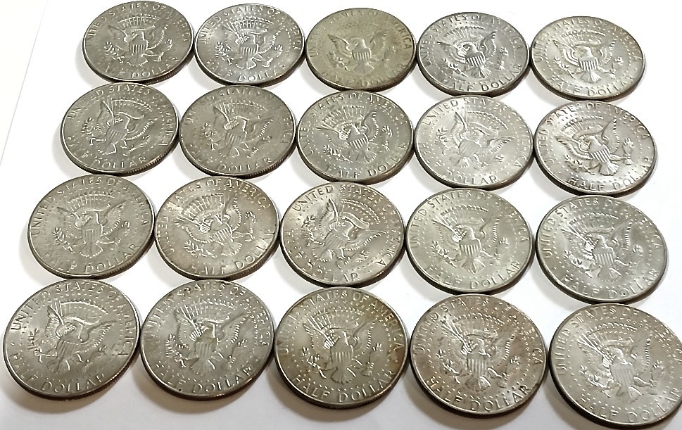 1968 D Kennedy Half Dollar - 20 Each -40% Silver - Average Circulated - 1 Roll