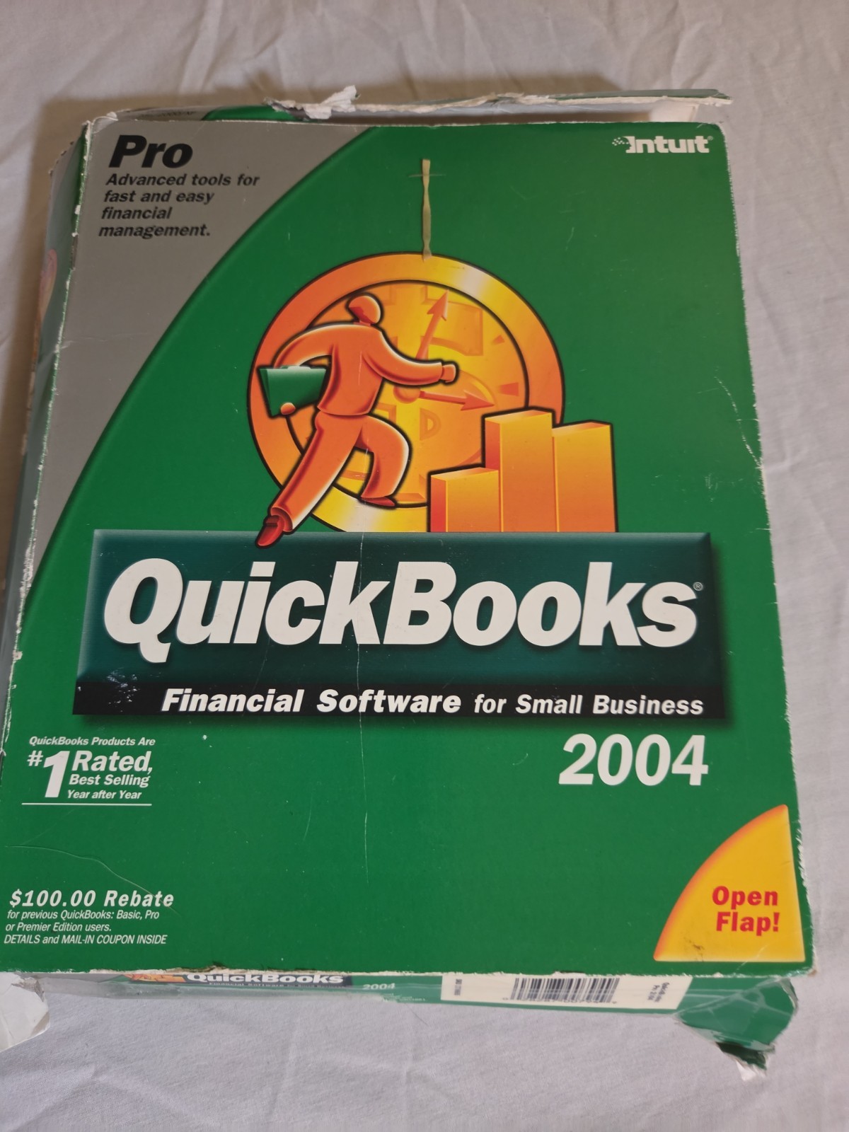 Intuit QuickBooks Pro 2004 with License for Windows 98/ME/2000/XP Used