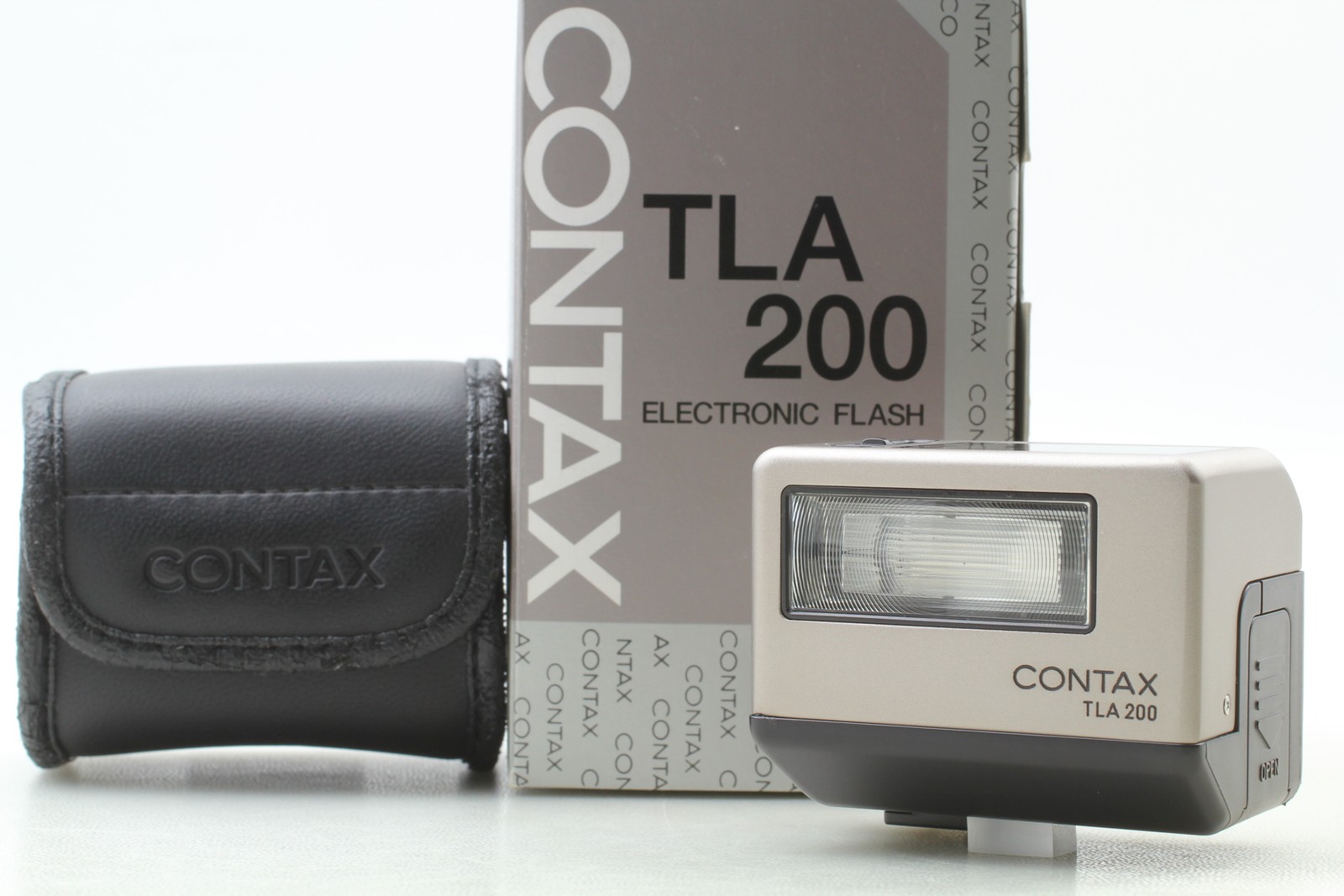 [Almost Unused in Box] Contax TLA200 Silver Shoe Mount Flash TTL for G1 G2 JAPAN