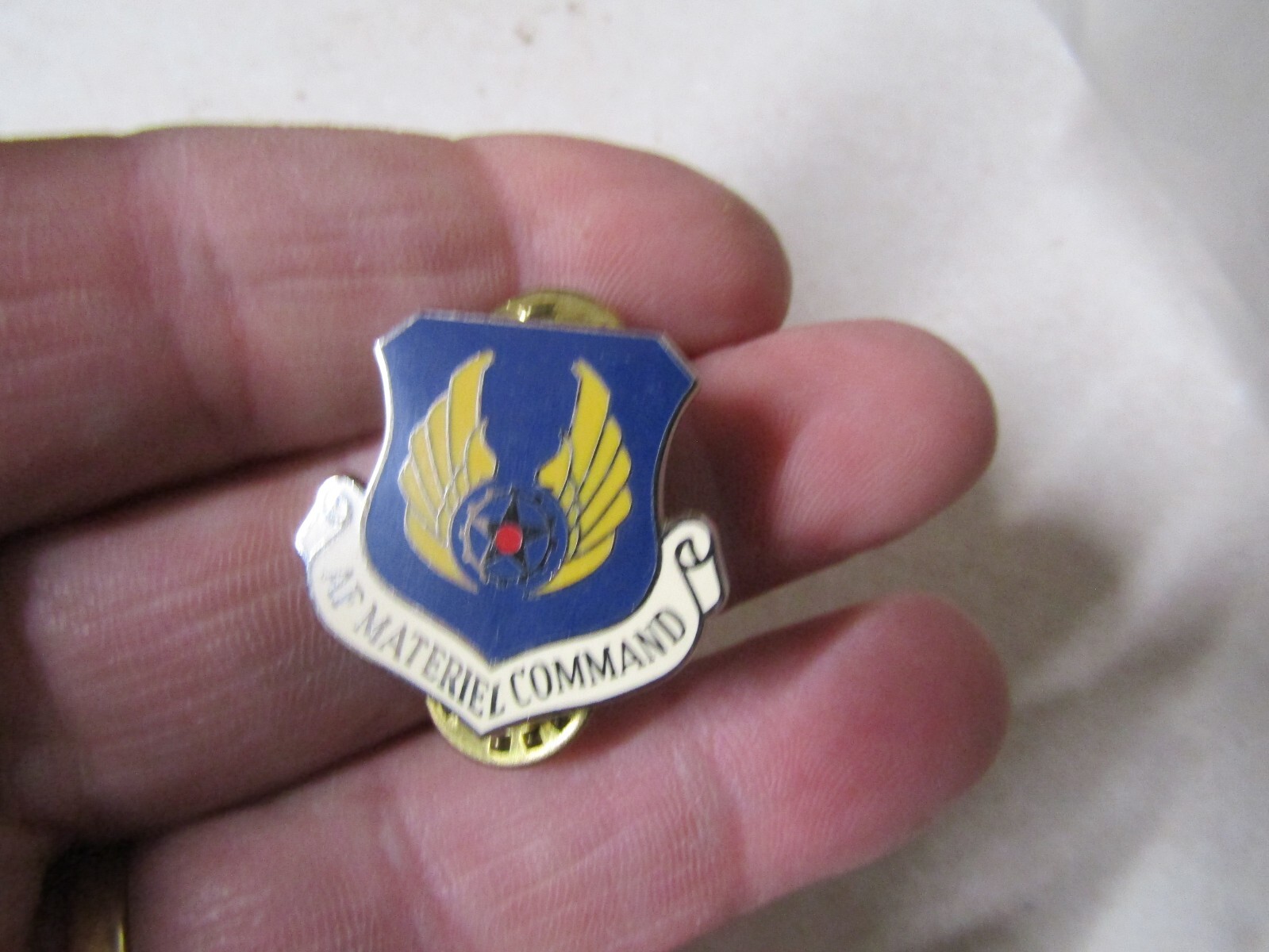 MILITARY INSIGNIA BADGE CREST US AIR FORCE AF MATERIEL COMMAND