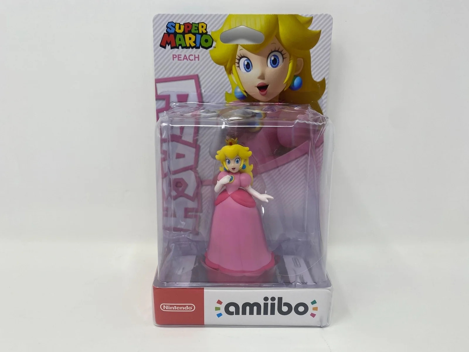 Super Mario Bros. - Princess Peach Amiibo [USED - COMPLETE]