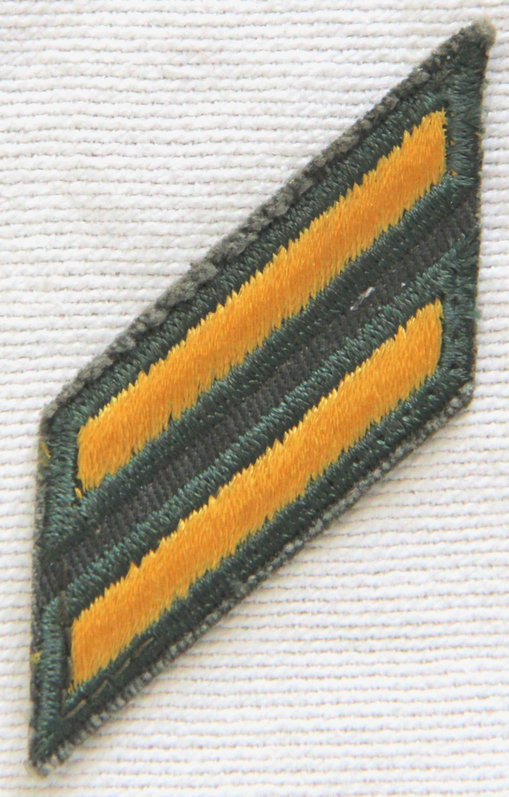 ORIGINAL VIETNAM ERA U.S. ARMY FULL SIZE 2 SERVICE STRIPES UNIFORM INSIGNIA