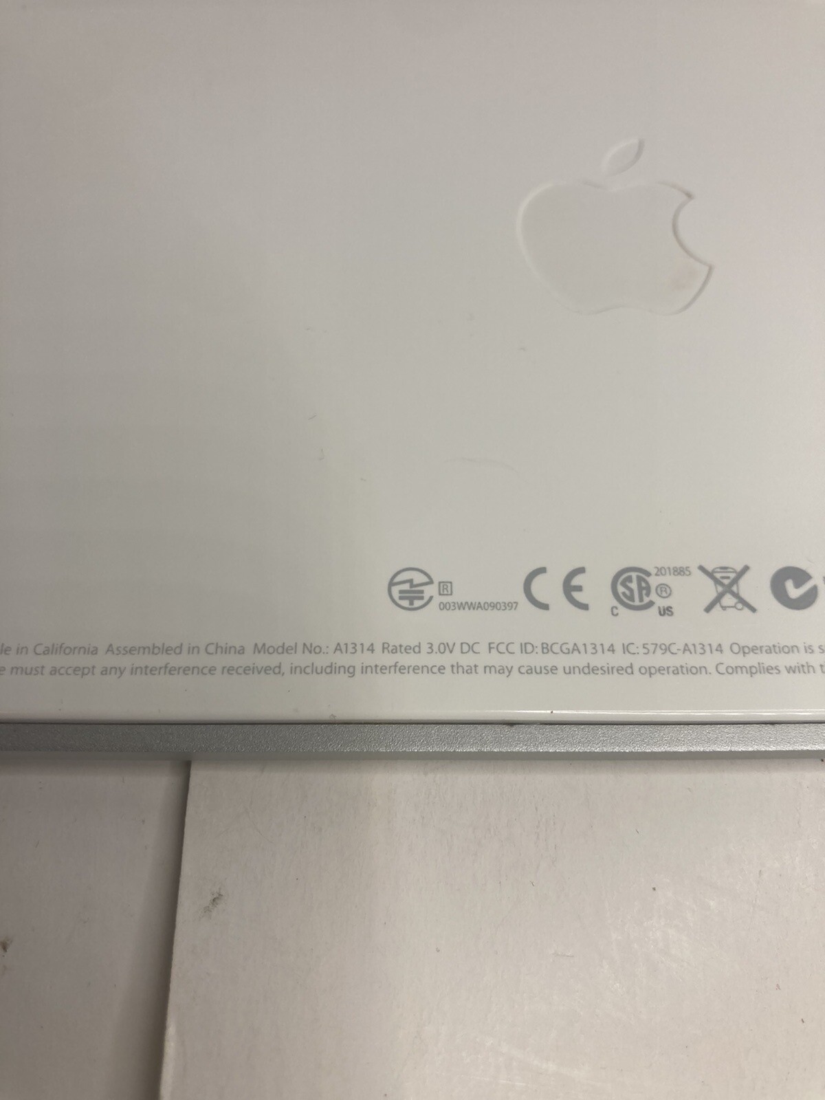 Apple Wireless Keyboard Bluetooth A1314 Battery Powered Good Condition