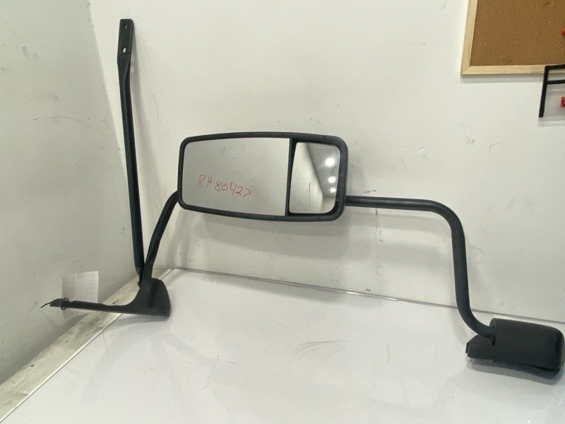 2014 GMC W3500 Mirror (613-14611)