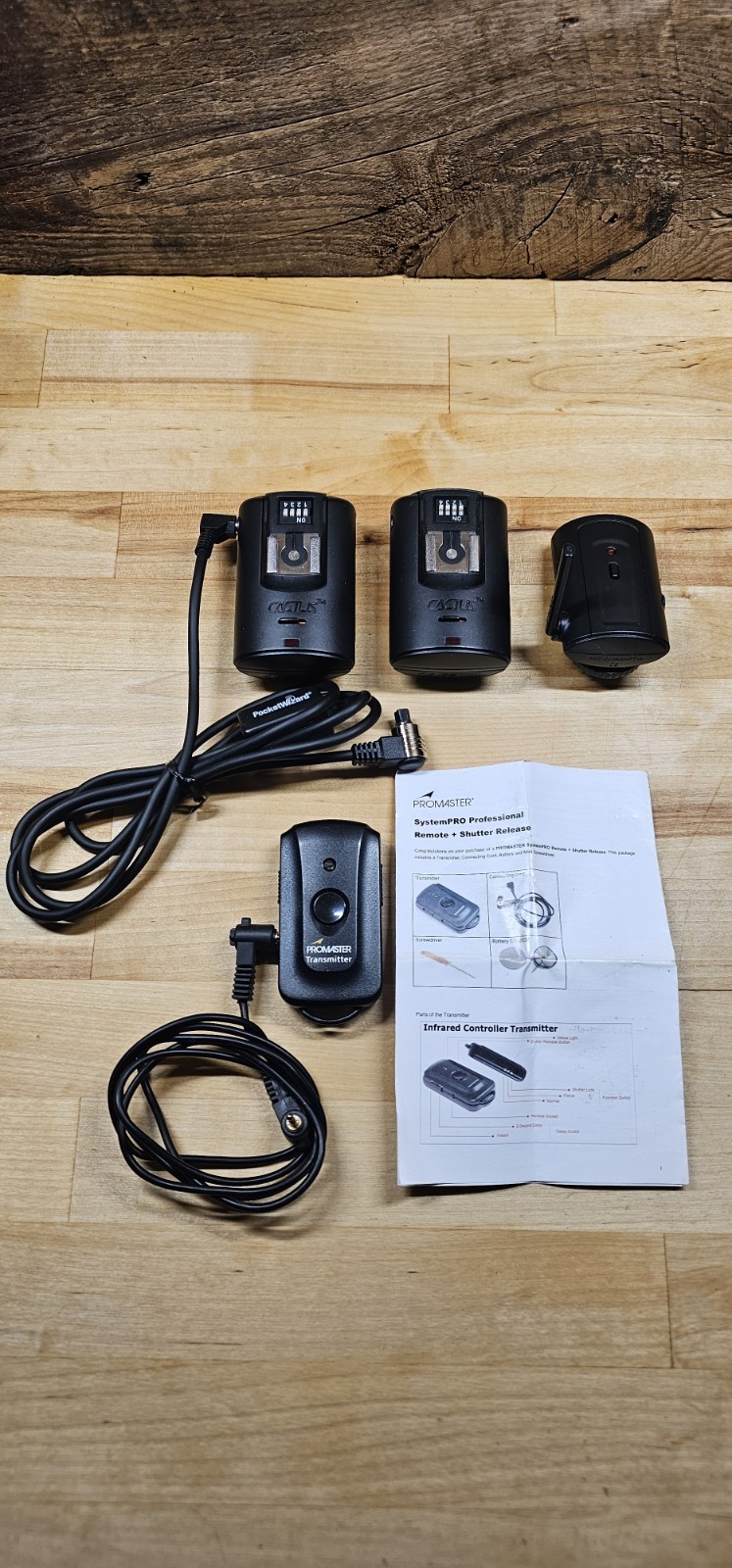Miscellaneous Camera Accessories.   (173)