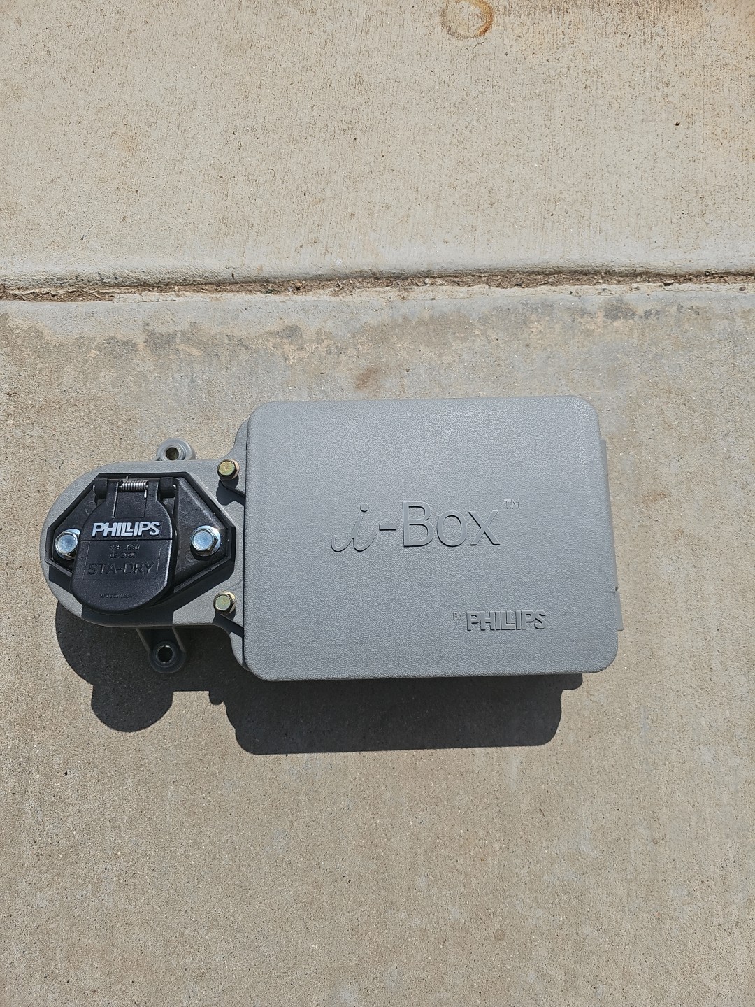 Trailer 7way  junction Box  Phillips I-BOX 16-7800