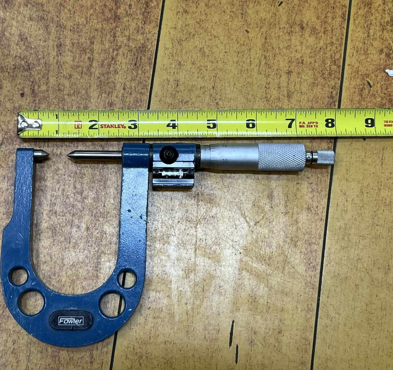 Fowler 0.3-1.7 in Mechanical Outside Micrometer 0.0001 in Resolution