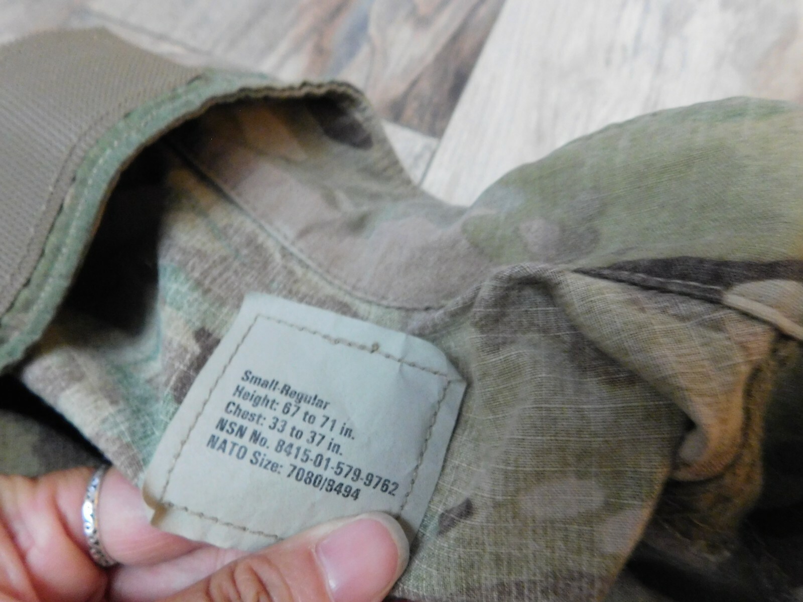 US ARMY MULTICAM FLAME RESISTANT COAT SZ SMALL - REG