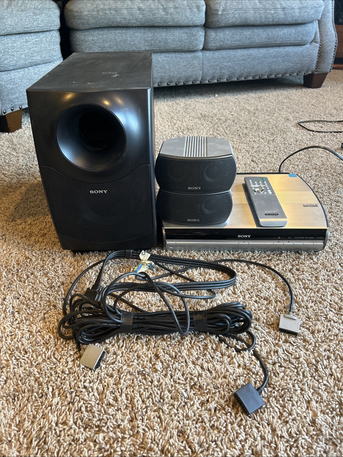 Sony S Force Pro DVD Home Threatre System Model HCD-X1 Remote, Speakers & Sub