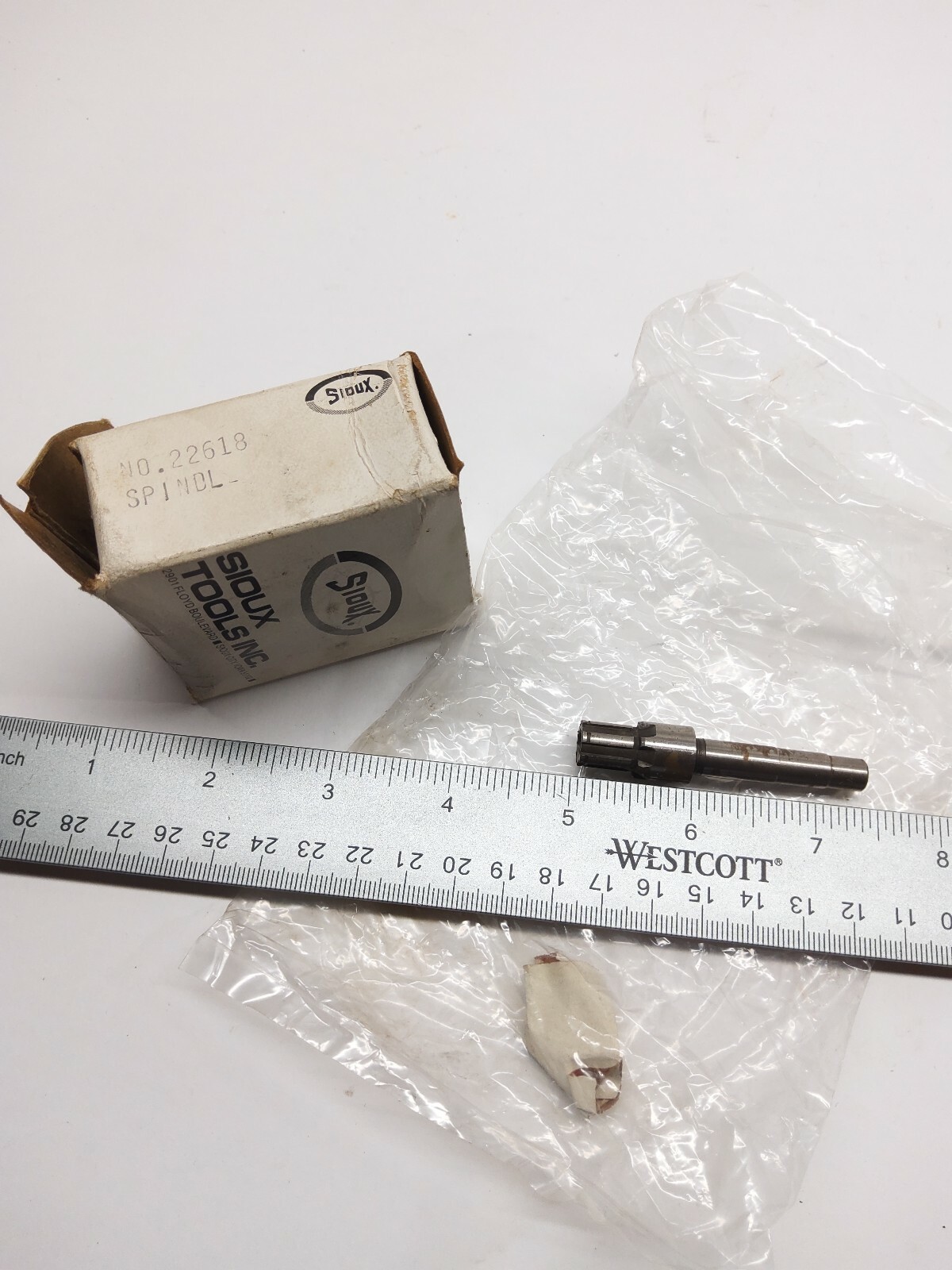 SIOUX TOOLS SPINDLE 22618 (NEW)