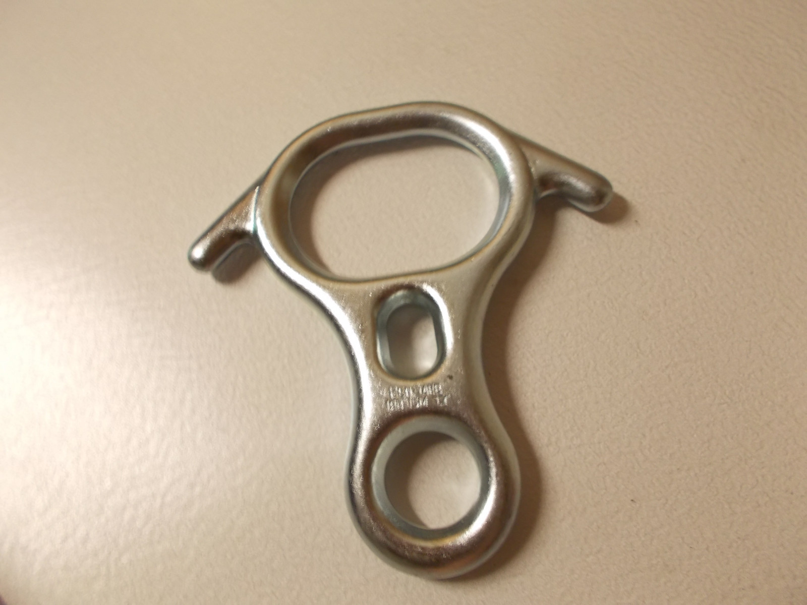 Pensafe Single Slot D-Ring 12B 15M